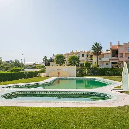 Two Bedroom Ground Floor Olhos De Agua