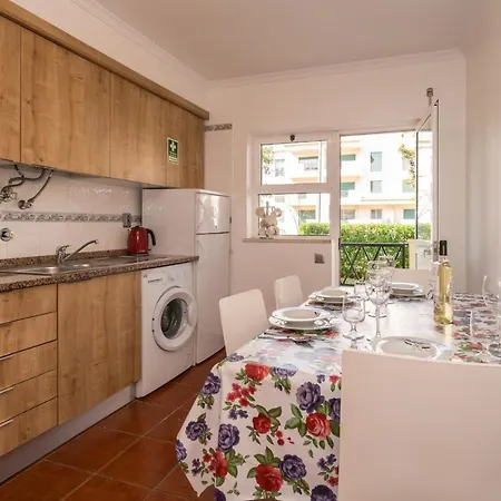 Two Bedroom Ground Floor Olhos De Agua *