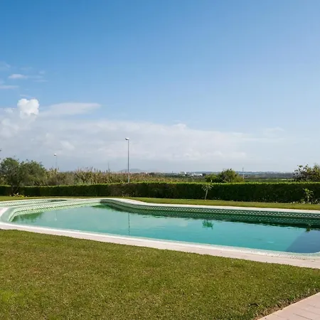 Two Bedroom Ground Floor Olhos De Agua Lejlighed