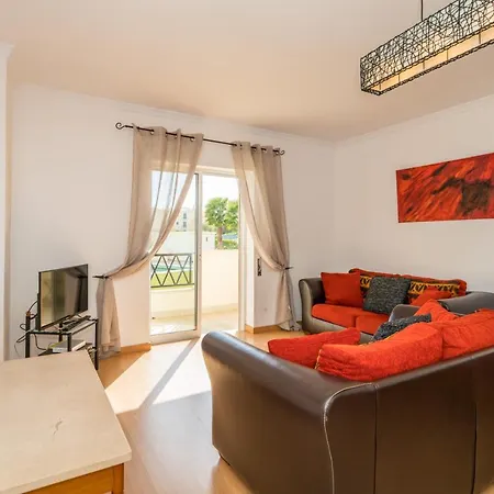 Two Bedroom Ground Floor Olhos De Agua *